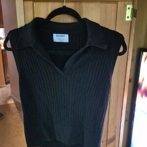 Old Navy Women's Black Sweater Vest